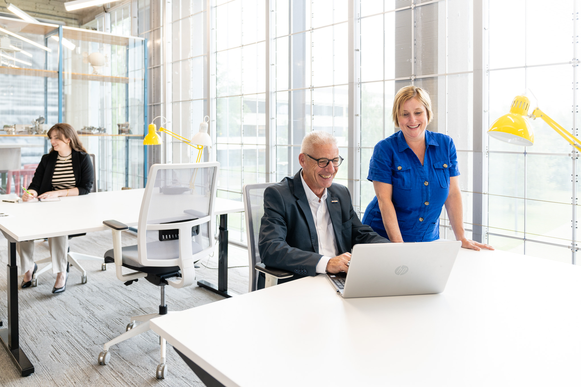 Drie medewerkers van ITicon aan het werk.